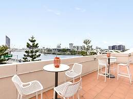 Park Regis North Quay