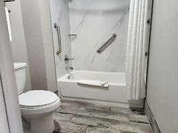 Days Inn by Wyndham Monroe LA