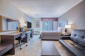 Days Inn by Wyndham Sudbury & Conference Centre