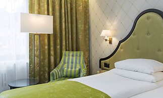 Hotel Bristol