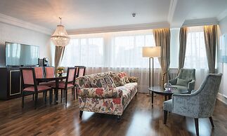Hotel Bristol