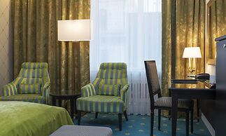 Hotel Bristol