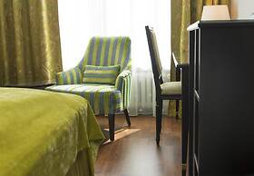 Hotel Bristol
