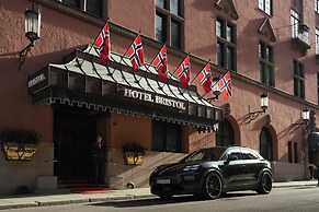 Hotel Bristol