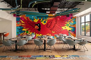 DoubleTree by Hilton Virginia Beach