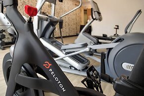 Doubletree by Hilton Fort Myers at Bell Tower Shops