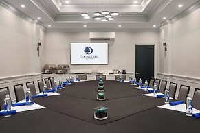 Doubletree by Hilton Fort Myers at Bell Tower Shops