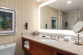 Doubletree by Hilton Fort Myers at Bell Tower Shops