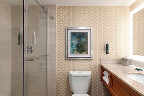 Doubletree by Hilton Fort Myers at Bell Tower Shops