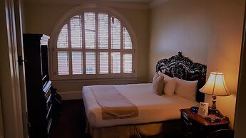 The Monterey Hotel