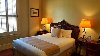 The Monterey Hotel