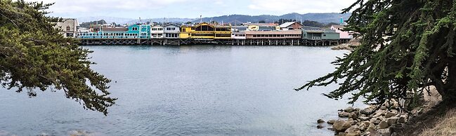 The Monterey Hotel
