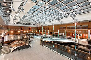 Radisson Blu Hotel, London Heathrow