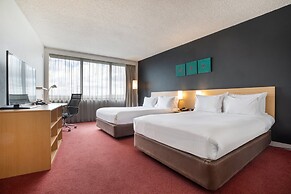 Holiday Inn Melbourne Airport by IHG