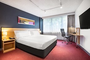 Holiday Inn Melbourne Airport by IHG