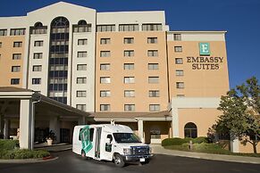 Embassy Suites by Hilton Kansas City International Airport