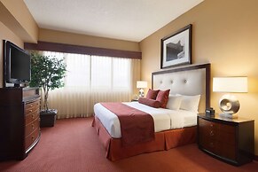 Embassy Suites by Hilton Kansas City International Airport