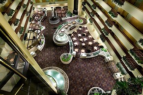Embassy Suites by Hilton Kansas City International Airport