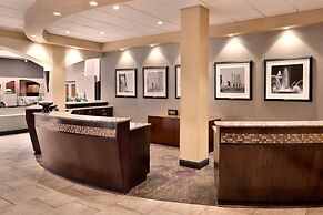 Embassy Suites by Hilton Kansas City International Airport
