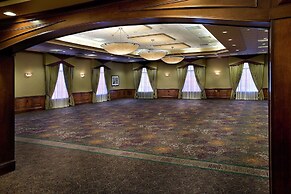 Embassy Suites by Hilton Kansas City International Airport