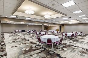 Lamplighter Inn & Suites - North