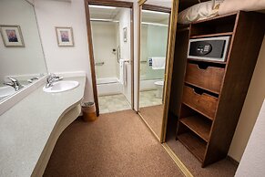 Sophie Station Suites