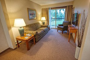 Sophie Station Suites