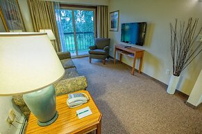 Sophie Station Suites