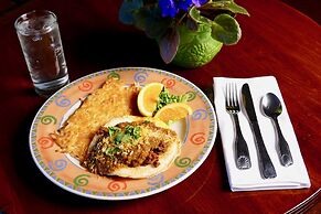 Sophie Station Suites