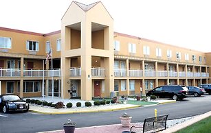 Copley Inn & Suites, Copley - Akron