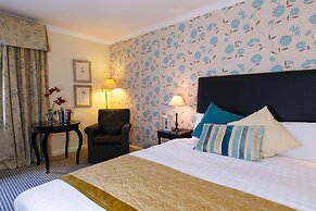 Kingston Lodge Hotel