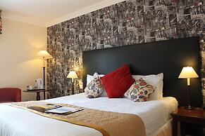 Kingston Lodge Hotel