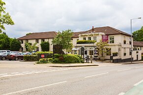 Kingston Lodge Hotel