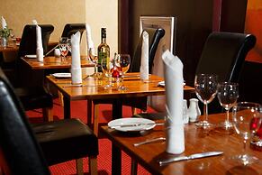 Kingston Lodge Hotel