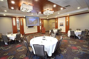 Holiday Inn & Suites Duluth Downtown by IHG