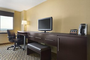 Holiday Inn & Suites Duluth Downtown by IHG