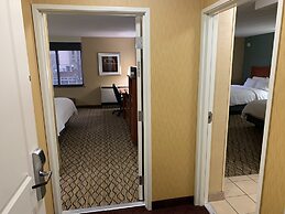Holiday Inn & Suites Duluth Downtown by IHG