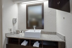 Red Roof Inn Atlanta - Smyrna/ Ballpark