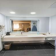 Days Inn by Wyndham Salina South