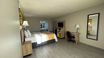 Days Inn by Wyndham Salina South