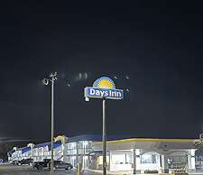 Days Inn by Wyndham Salina South