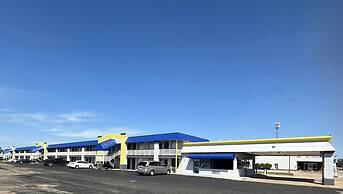 Days Inn by Wyndham Salina South