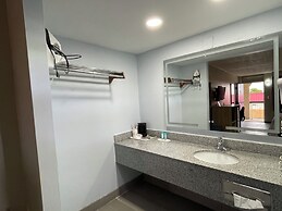 Days Inn by Wyndham Salina South