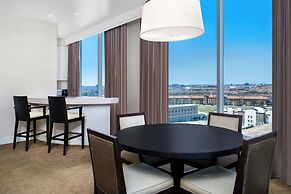 Renaissance Dallas North Hotel