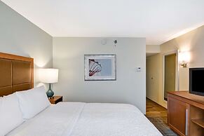 Hampton Inn State College