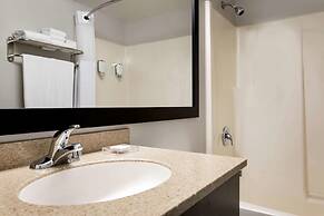 Travelodge Suites by Wyndham New Glasgow