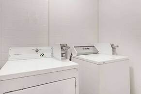 Baymont by Wyndham Greensboro/Coliseum