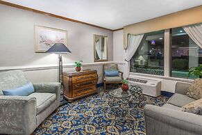 Baymont by Wyndham Greensboro/Coliseum