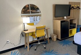 Days Inn by Wyndham Newnan