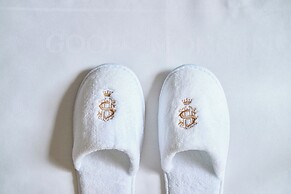 The Shelbourne, Autograph Collection